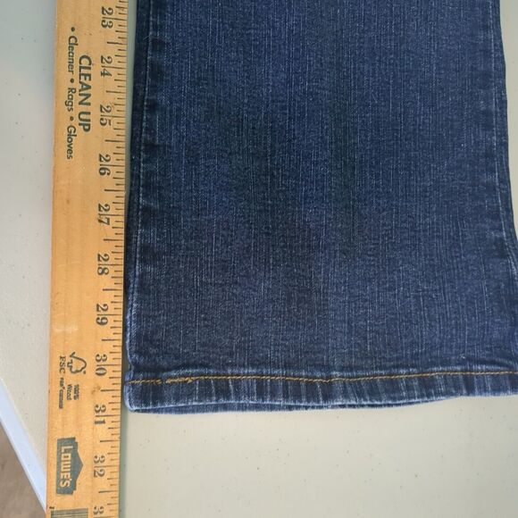 Levi's perfectly slimming flare jeans dark wash size 12 - Picture 3 of 5